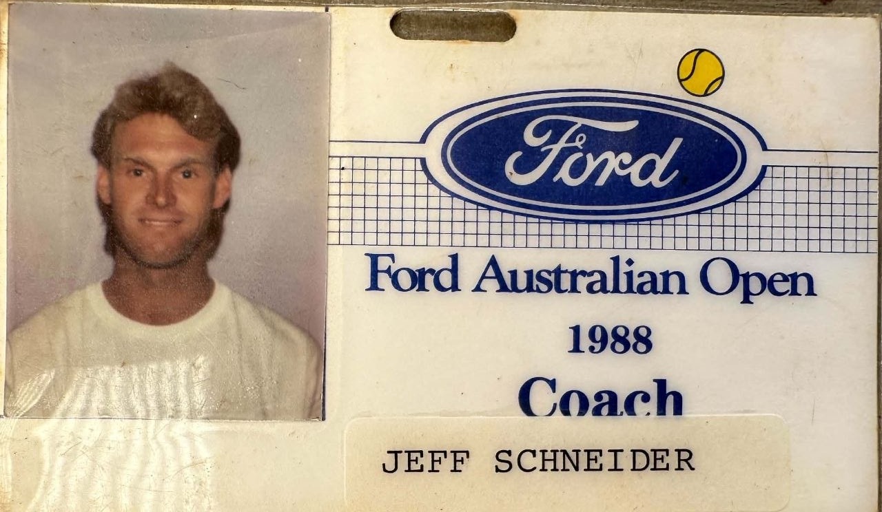 Ford AO 1988 — Coach