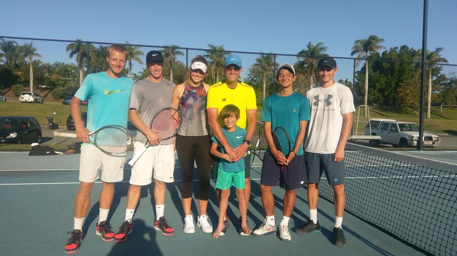 Sanctuary Cove Tennis Elite squad — Olivia, Adam, Daniel, Thomas Gadecki, Jay Friend, Taiyo, Jordan, Jeff & Jin as mascot